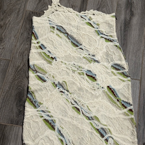 TRADE š - Picture 2 of 6